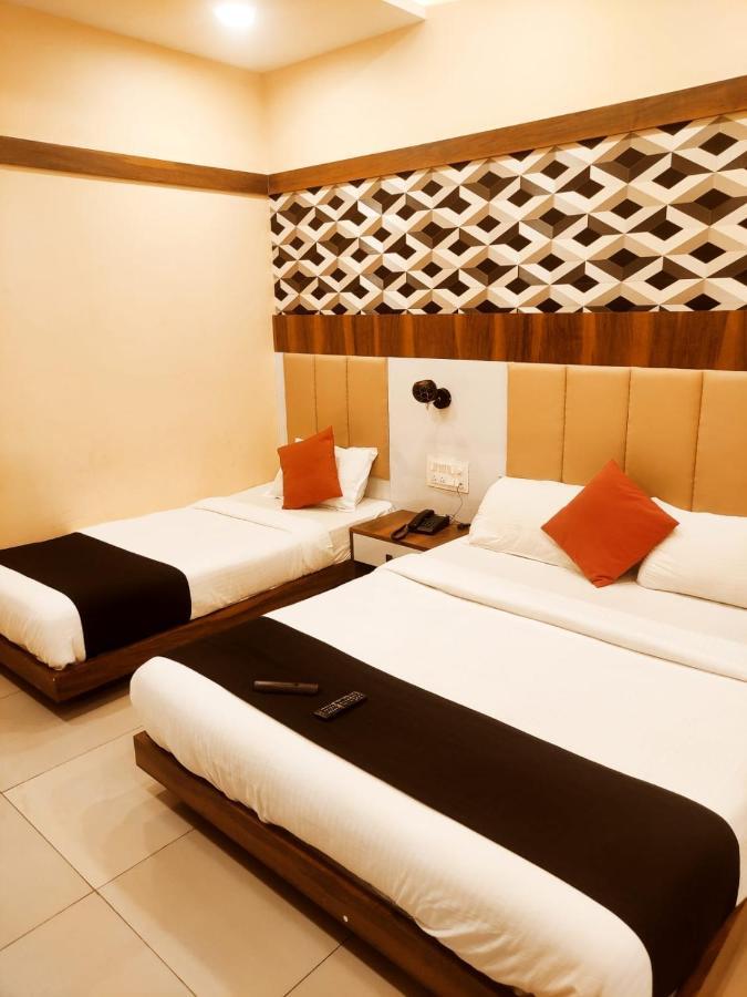 Hotel Keerthana Puttur Puttur  Eksteriør bilde