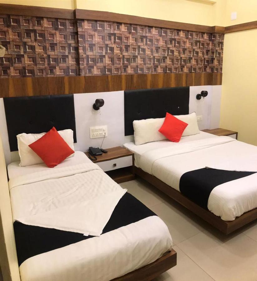 Hotel Keerthana Puttur Puttur  Eksteriør bilde