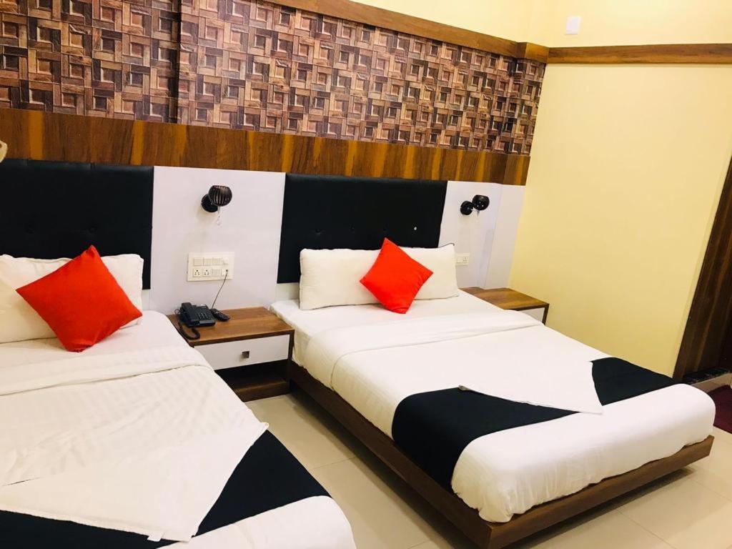 Hotel Keerthana Puttur Puttur  Eksteriør bilde